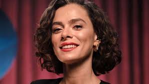 Özge özpirinçci 9 haftalık hamile. Ozge Ozpirincci Nin Bebeginin Cinsiyeti Belli Oldu Magazin Haberleri Ntv