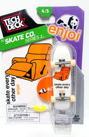 Colors and graphics may vary slightly from image. Tech Deck Td Skate Co Series 2 Enjoi Fingerboard 4 5 Skate Every Other Day Amazon De Baby