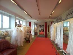Wir haben absolut aktuelle aber auch zeitlose ausstellungskleider aussortiert und um mindestens 50% reduziert, denn wir brauchen platz. á… Brautmode Discount Outlet Bautzen Lohnt Sich S