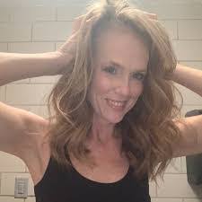 Carrie Novotny's Instagram, Twitter & Facebook