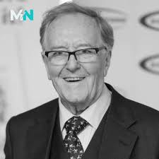 Join us in remembering Robert Hardy, who played Cornelius Fudge in the  "Harry Potter" series. Today would have been Hardy's 95th birthday.