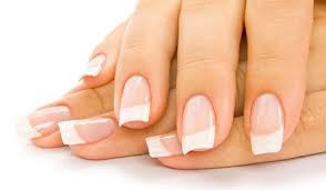 Soin Naturel Pour Renforcer Et Blanchir Les Ongles Fragiles Nails Nail Care Brittle Nails