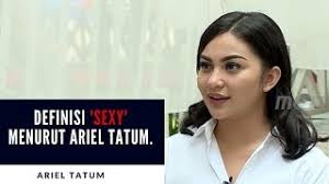 Kayak gak pake baju aja, tapi seksi, sukaaa , tulis @abalabal017. Ariel Tatum 3 Definisi Sexy Menurut Ariel Tatum Youtube
