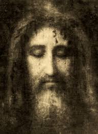 Beautiful images of the Holy Face of Jesus and the Divine Mercy are  identical : r/Catholicism