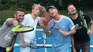 Oliver pocher tanzt locking & hiphop für niedersachsen: Kerberisiert Pocher Pietro Giovanni Im Tennis Fieber Promiflash De
