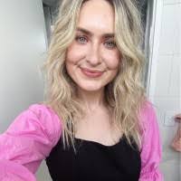 Danielle Armitage's Instagram, Twitter & Facebook