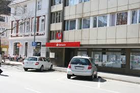 Sehen sie sich für zusätzliche informationen auch die blöcke verkaufsoffener abend und verkaufsoffener sonntag an. Santander Bank Schliesst In Gutersloh