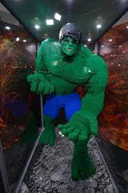 Zeci de modele inedite realizate din piese lego le antrenează mintea copiilor în timp ce aceştia se joacă. ExpoziÈie Piese Lego Gokid