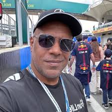 Rogério Ribeiro de Almeida Silva (@RogrioR97563967)