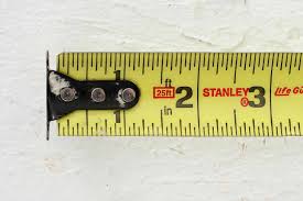 The bottom row of numbers are your metric measurements. How To Read A Tape Measure Apartment Therapy
