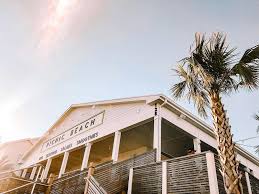 Picnic beach also makes delicious smoothies like the bama breeze smoothie pictured. Picnic Beach Restaurant 128 E 1st Ave Gulf Shores Al 36542 Usa