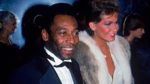 Xuxa confiesa haber sido abusada por varios hombres durante su infancia. La Exmujer De Pele Sobre Sus Infidelidades Pense Que Las Traiciones Eran Normales As Com