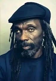 That one big track from dis Legend ❤️🧡💚