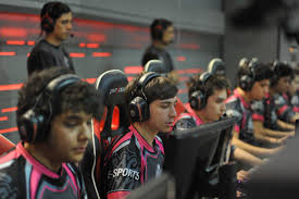 Maybe you would like to learn more about one of these? Coscu Army Cultura Geek