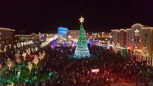 Festival Of Lights Tree Lighting Ceremony Visitmhk Festivaloflights Christmas Holiday Noplacelikeks Kansas Manhattanks Seasonal Attractions Christma