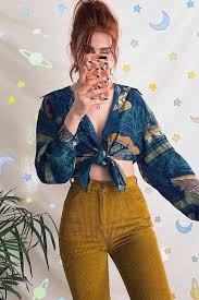 Bedruckte Bluse Modetrend Bluse Velvettrousers 80er Modetrends Fur Modetrends 80er Modetrends Modetrend