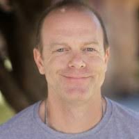 Glenn Linder's Instagram, Twitter & Facebook