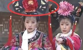 Jun 05, 2021 · 42歲的林心如，17歲就進入演藝圈闖盪，靠著《還珠格格》中紫薇一角爆紅，成為華人圈中有名的女星。演而優則導，林心如不只首度為《迷失安狄》擔任電影監製，更製作兼主演連續劇《華燈初上》。好學的她更於兩年前考進世新大學傳播管理學系碩士專班（上海校區），而最近她也即將畢業了。 é‚„ç æ ¼æ ¼ åŒæ¨£éƒ½æ˜¯æ ¼æ ¼ ç‚ºä½•å°ç‡•å­é ­èŠ±çš„é¡è‰²å'Œç´«è–‡