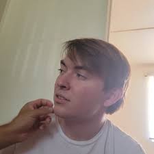 Looking for roommates in Charleston area?