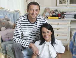 Евровидение 2021 (мальта) дестини чукуньере — je me casse. Pevica Slava Otdala Suprugu Svoj Halat
