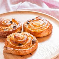 Epingle Sur Pain Au Raisins