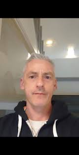 I dag (mandag) kl 14.30 i lille Møllendal lille kapell Tar vi farvel med  Tommy Wagner (født Halvorsen) Vil du ha noen å gå med gi meg et ord på  messenger så