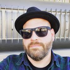 Hello! Is Vemuram Jan Ray worth the money? It sounds fantastic in the  videos. I'm also thinking about the JHS Morning Glory pedal, but the  Vemuram seems a bit thicker.