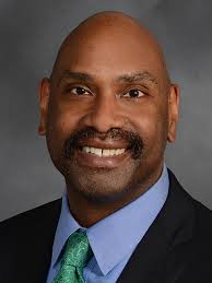 Derek Tate's Instagram, Twitter & Facebook