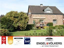 Dieses hochwertige anwesen ist eine rarität am niederrhein. Haus Zum Verkauf 47445 Moers Mapio Net