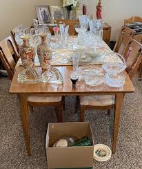 In modern times it is usually adjacent to the kitchen for convenience in serving, although in medieval times it was often on an entirely different floor level. Vintage 1960 S Danish Modern Pecan Dining Room Set Mountain Auctioneers