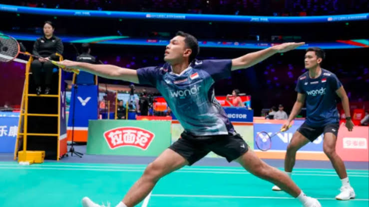 FAJAR/RIAN BANGKIT DARI TEKANAN UNTUK TEMBUS PEREMPAT FINAL KEJUARAAN DUNIA 2026
