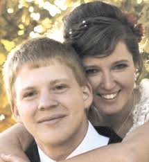 Amanda Jervis, Kyle Arnett wed