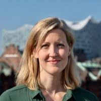 Elise Pfeiffer's Instagram, Twitter & Facebook