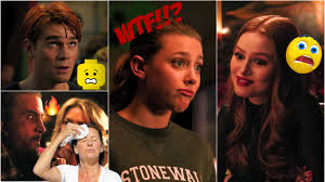 Dès leur arrivée, jazz établie des règles pour les vacances en thaïlande. 22 Questions Betes Qu On S Est Posees Devant L Episode 7 De La Saison 4 De Riverdale