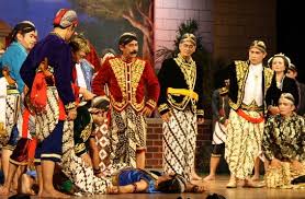 10 Bentuk Teater Tradisional Di Indonesia