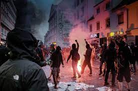 Schwerpunkte waren unter anderem die klimapolitik und der kontinent. G 20 Gipfel In Hamburg Linksradikale Rechtfertigen Gewalt Politik Stuttgarter Zeitung