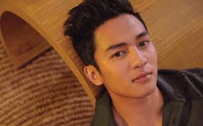 WATCH: Kapuso hunk Jak Roberto shares his fitness routine