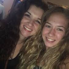 Kristen Byars's Instagram, Twitter & Facebook