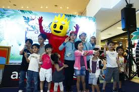 The $24.95 family package comprises channels like astro ria, astro prima, astro oasis, zee variasi, @15, art, i130, tvi, astro vaanavil, astro vellithiral, makkal tv, astro aec, iview, jia yu, phoenix chinese channel astro xiao tai yang, astro xiao tai yang, cctv4, kbs world, astro awani, bernama tv, cctv news, nat geo wild (new channel. Facebook