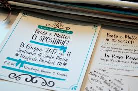 Tutte le novità e tendenze di quest'anno. Partecipazione Frizzante Con Testo Disposto A Forma Di Torta Nuziale Wedding Cake Sposinstyle