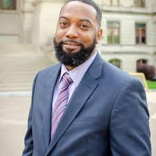 Kalil is a young shade and has a straightforward and cute demeanor. Kalil Smith Georgia State Properties Commission