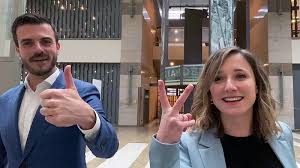 It is possible the name you are searching has less than five occurrences per year. Farik Azarkan Denk Over Ruzies Binnen Fvd Thierry Had Mij Gewoon Ff Moeten Bellen Stemtv Eenvandaag