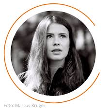 View latest posts and stories by @luisaneubauer luisa neubauer in instagram. Luisa Neubauer Vom Ende Der Klimakrise Eine Geschichte Unserer Zukunft Klimawandel Verstehen Und Handeln