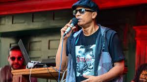 И я хотел попрощаться, das werd' ich mir nie vergeben. Xavier Naidoo Und Verdrehte Tatsachen Wiesbaden Lebt