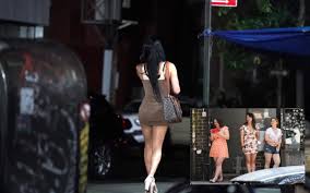 Illegal vendors, prostitutes occupy NYC ...