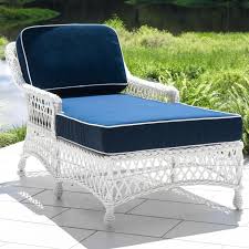 Everglades White Resin Wicker Patio Chaise Lounge By Lakeview Outdoor Designs Bbqguys Wicker Lounge Chair Patio Chaise Lounge Wicker Chaise Lounge