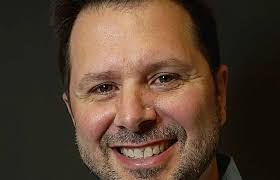 Aaron Bromberg's Instagram, Twitter & Facebook