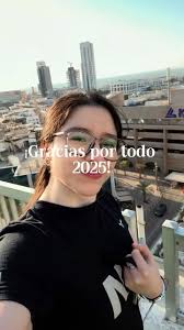 GRACIAS 2025. , Te abrazo con amor, porque me rompí muchas veces, toqué  fondo, me quedé sin nada, y sin nadie, pero me levantaste más fuerte. , I  hug you with love, because I broke many times, I hit ...