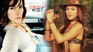 Rosario refuses to give up her lifestyle for franco. Que Paso Con Zharick Leon Despues De Pasion De Gavilanes Kienyke