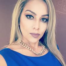 Eva Cardona's Instagram, Twitter & Facebook